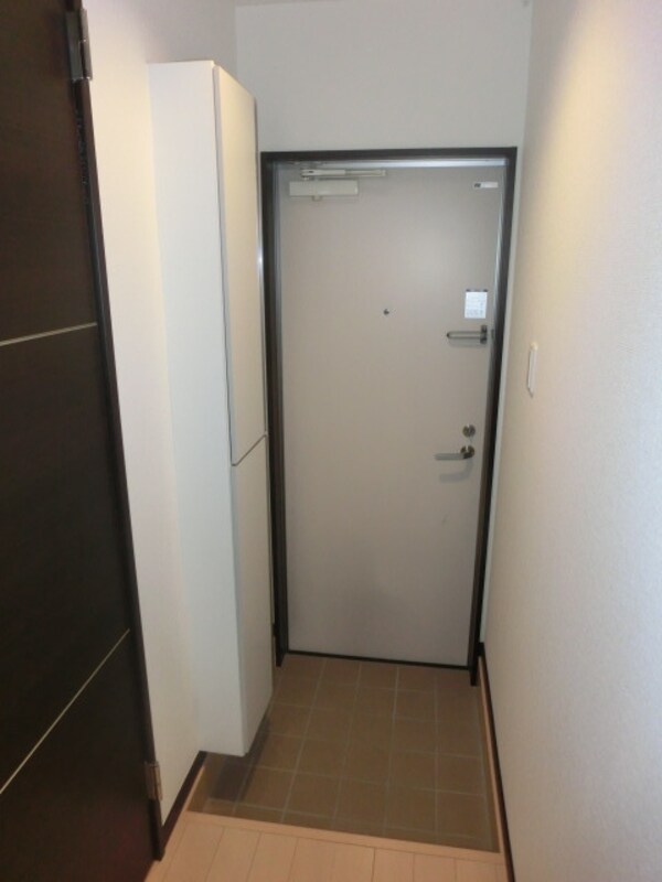 玄関(シューズボックス付の玄関)