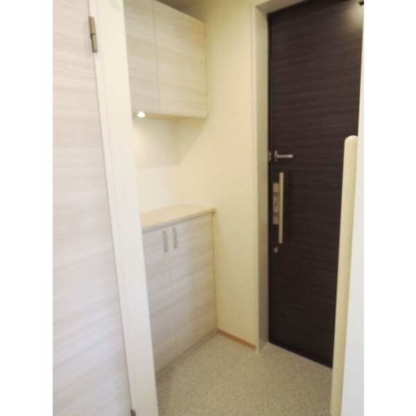 玄関(お部屋探しは【タウンハウジング千葉店】にお任せ下さい♪)