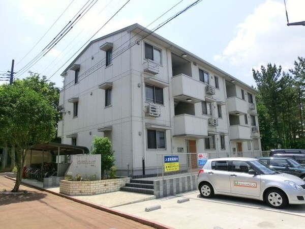 外観(閑静な立地で住み易いです。)