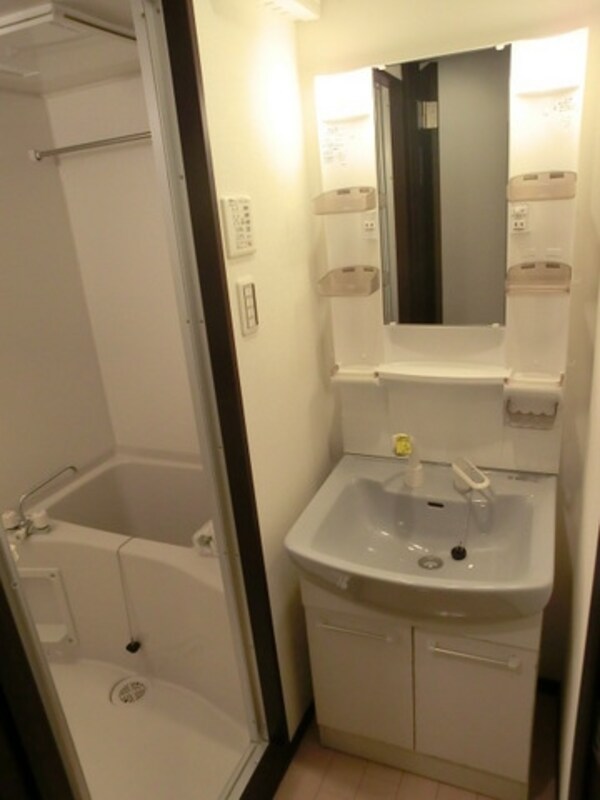 洗面(朝の支度に嬉しい洗面所)