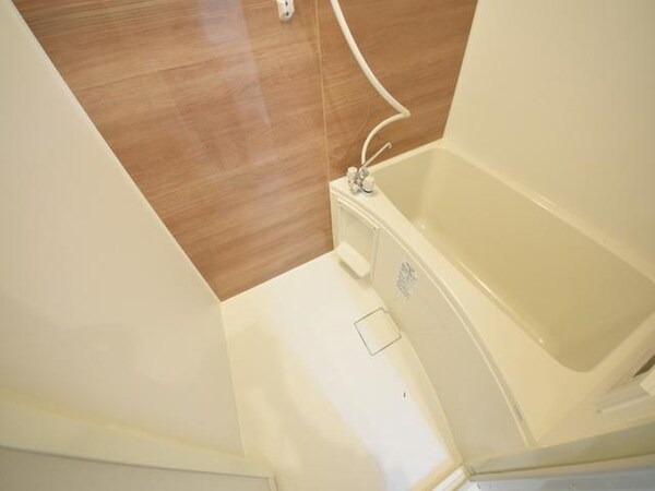 バス／シャワールーム等(浴室乾燥機完備)