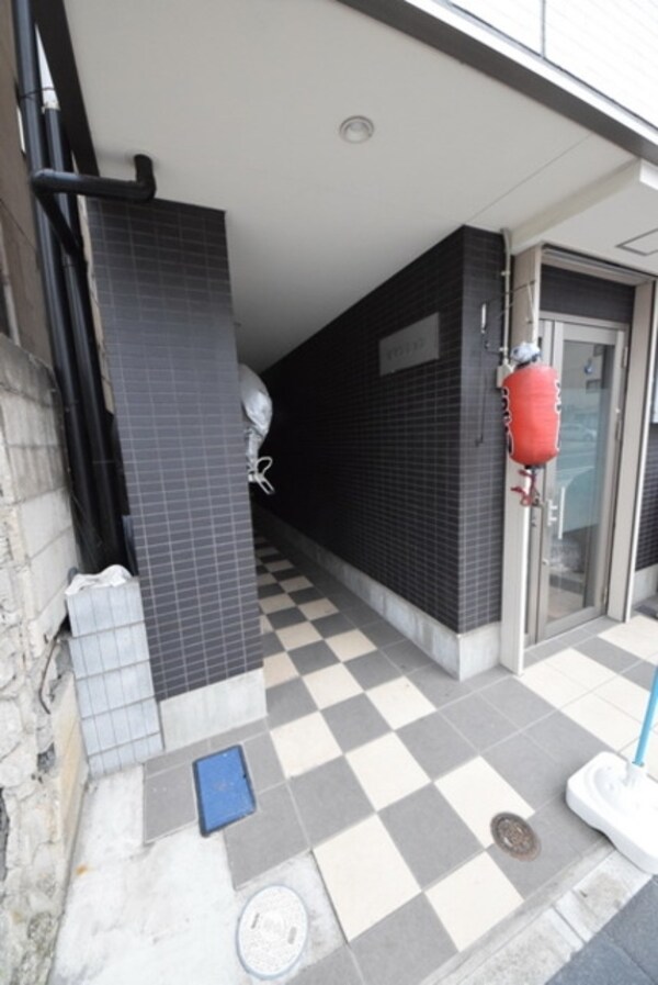エントランス(お部屋探しは【タウンハウジング千葉店】にお任せ下さい♪)