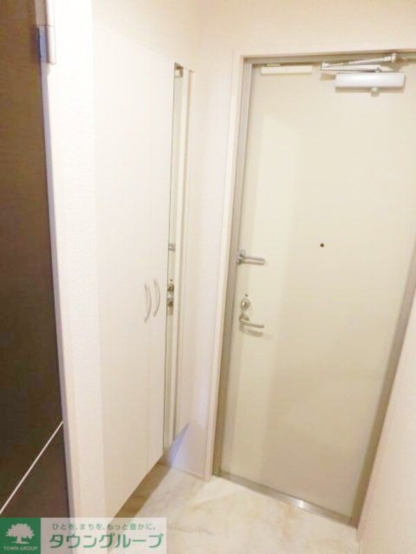 玄関(お問合せはタウンハウジングまで！※現地待合わせ相談可能)