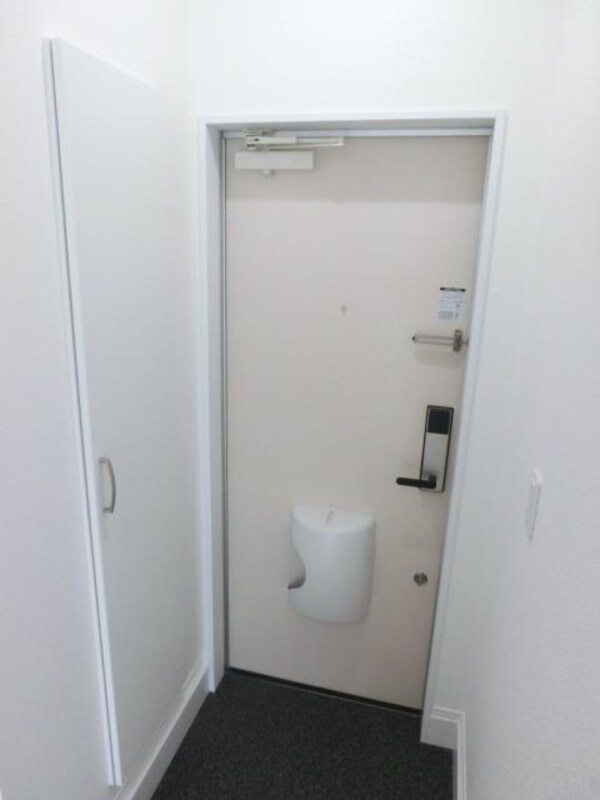玄関(お部屋探しは【タウンハウジング蘇我店】にお任せ下さい♪)