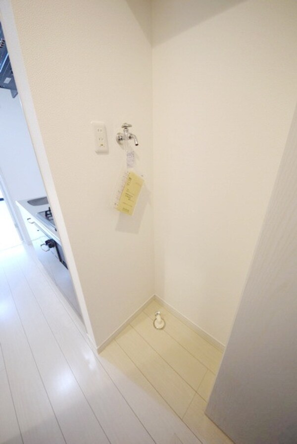 設備(洗濯機置き場)