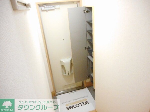 玄関(※別号室参考写真です)