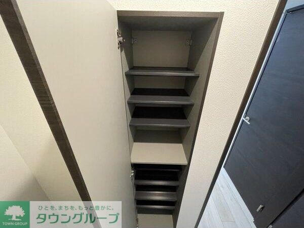 玄関(ジーメゾンシリーズイメージ　現況優先)