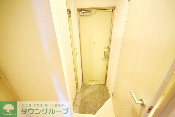 玄関(洗面)