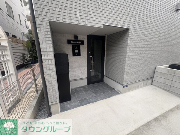 エントランス(エントランス)