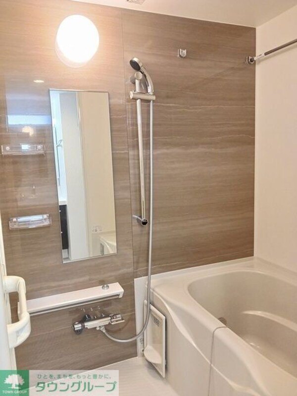 バス／シャワールーム等(※別号室参考写真です)