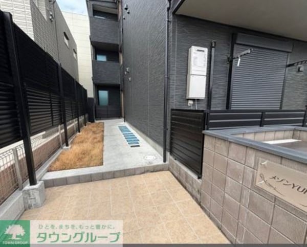 エントランス(バルコニー)