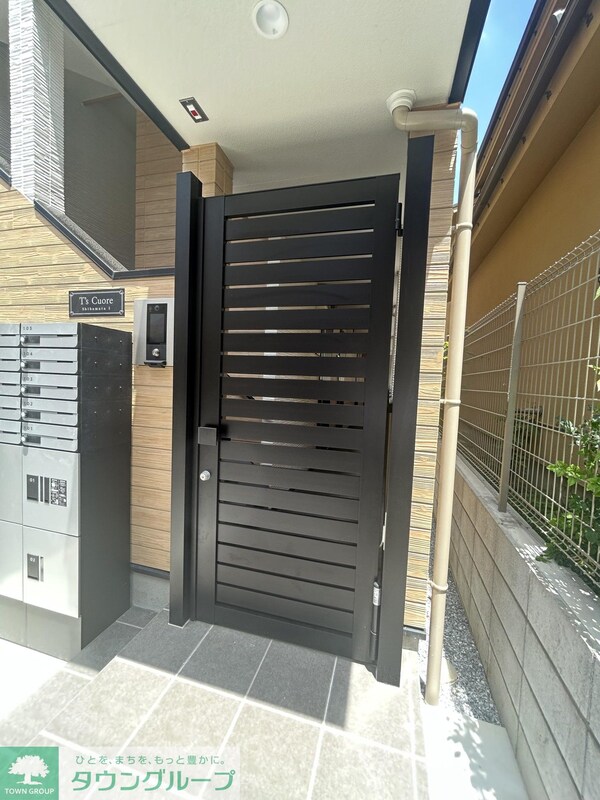 エントランス(バルコニー)