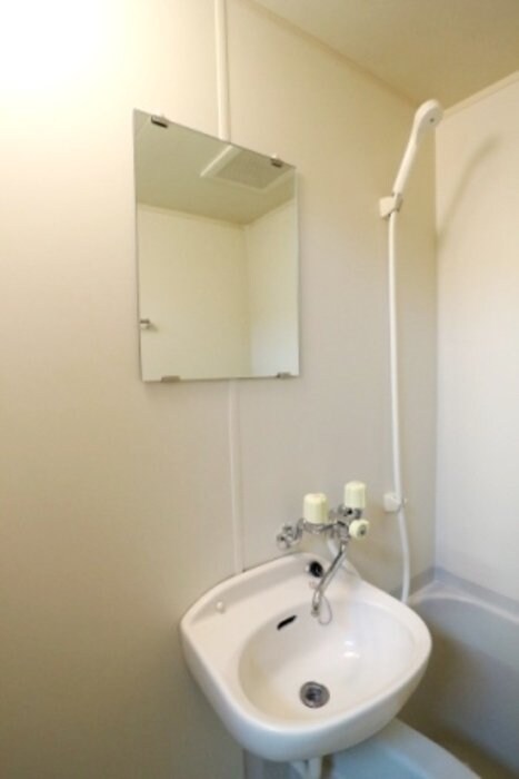 物件内観写真6　(※別号室参考写真です)