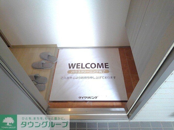 玄関(※別号室参考写真です)