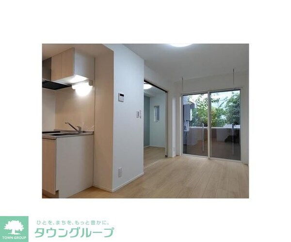 リビング・居室(同間取り102号室の写真です)