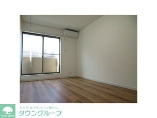 物件内観写真2　(リビング/居室)