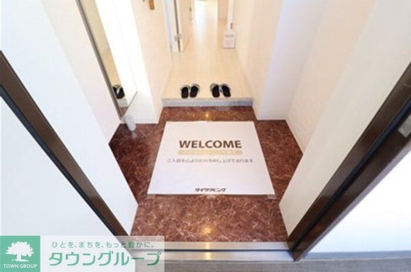 玄関(※別号室参考写真です)