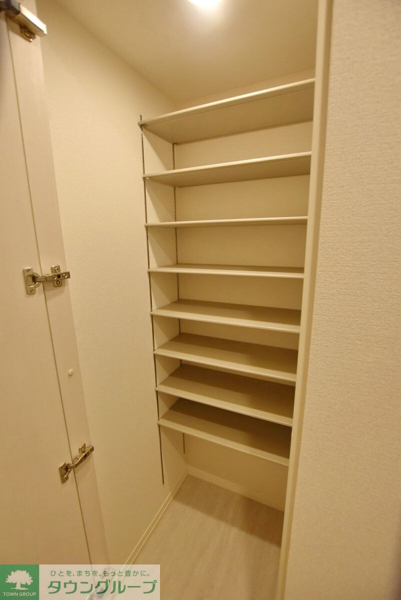 物件内観写真16　(収納)