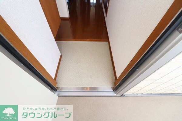 玄関(※別号室参考写真です)