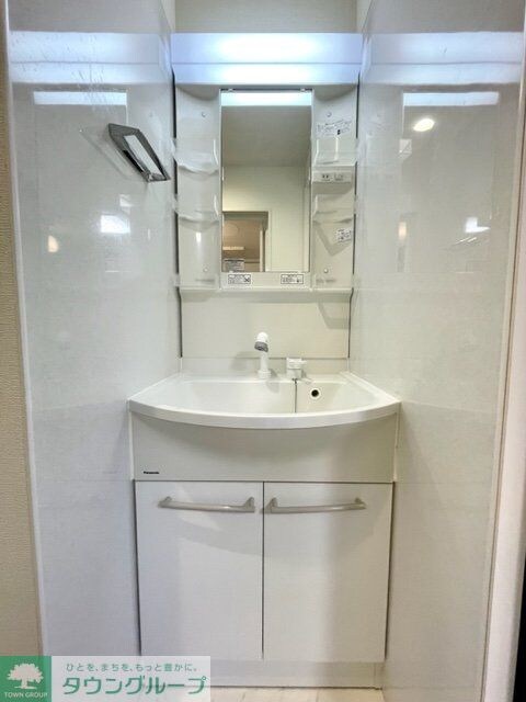 物件内観写真5　(洗面)