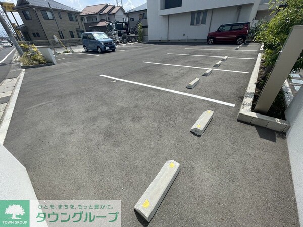 駐車場(駐車場)