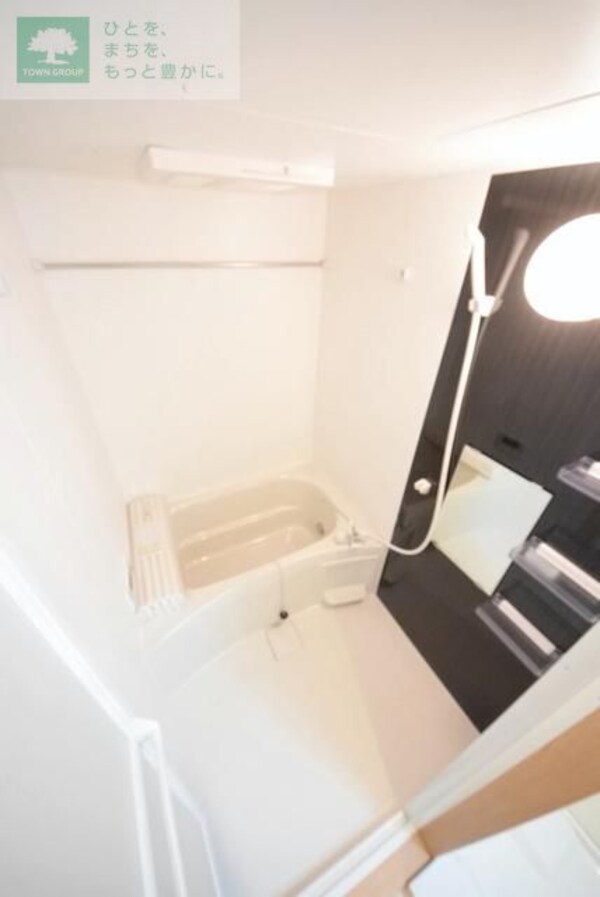 バス／シャワールーム等(浴室乾燥機付いてます)