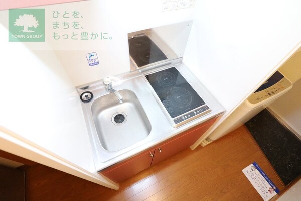 キッチン(電気コンロ2口付き)