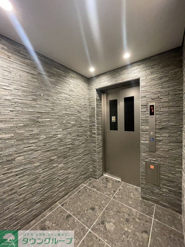 エントランス(エントランス)