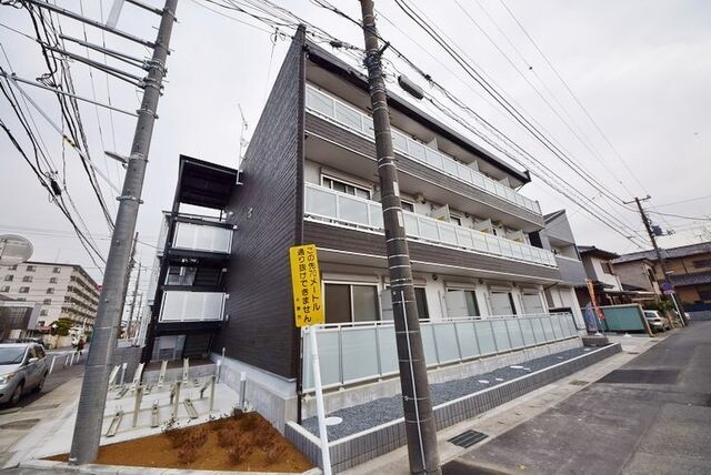 物件内観写真3　(静かな住宅街に立地)