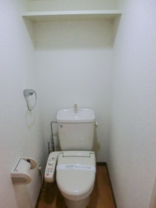 トイレ(洗浄機能付きトイレです)