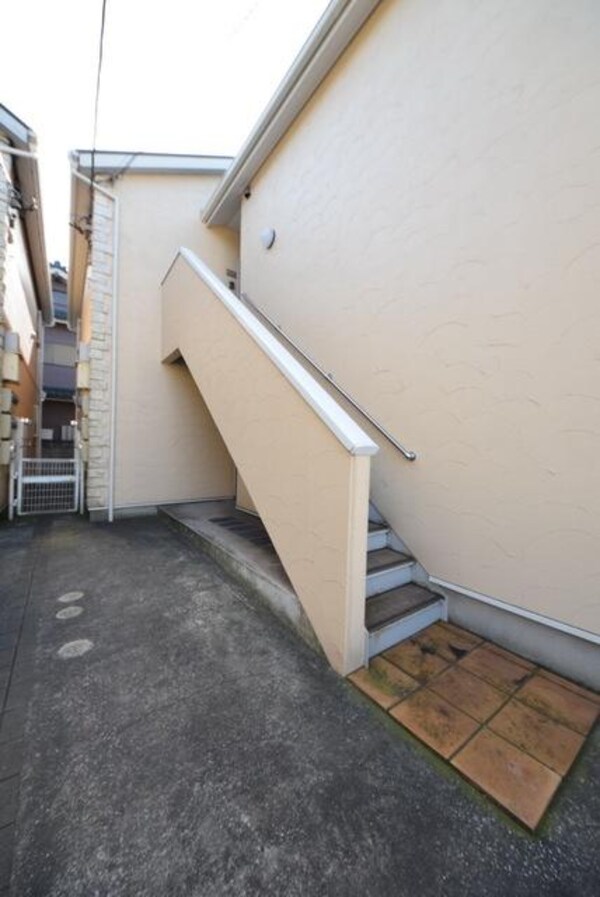 その他(共用の階段です)
