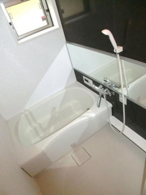 バス／シャワールーム等(バスルーム)