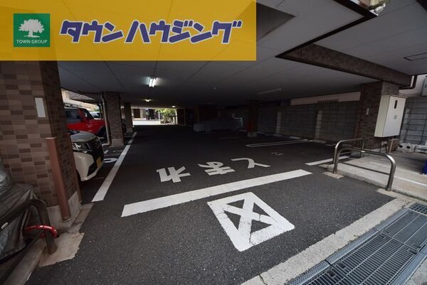 駐車場(詳細はタウンハウジングまで！043-290-8070)