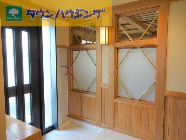玄関(お問合せは【タウンハウジング】まで！※現地待合わせ相談可！)