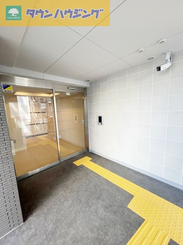 エントランス(お部屋探しは【タウンハウジング千葉店】にお任せ下さい♪)