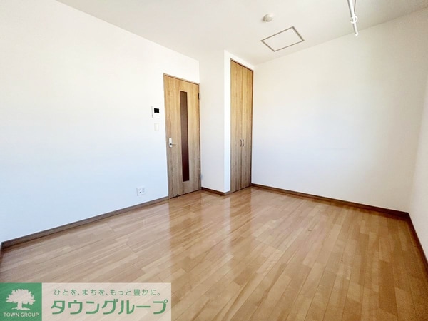 寝室(お問合せはタウンハウジングまで！※現地待合わせ相談可能)
