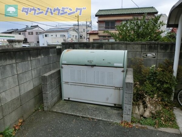 共有部分(ゴミ置き場)