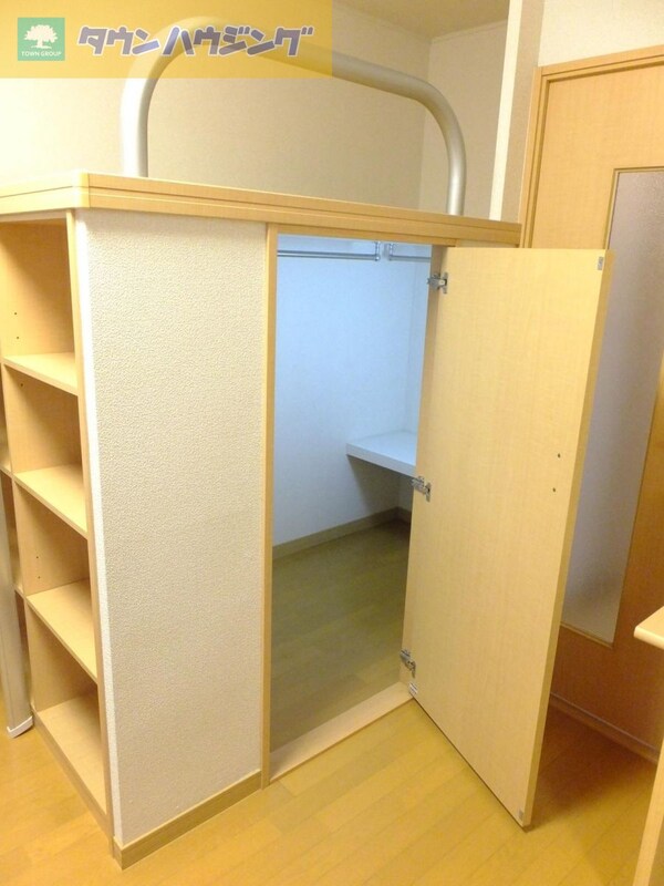 収納(ベッド下収納)