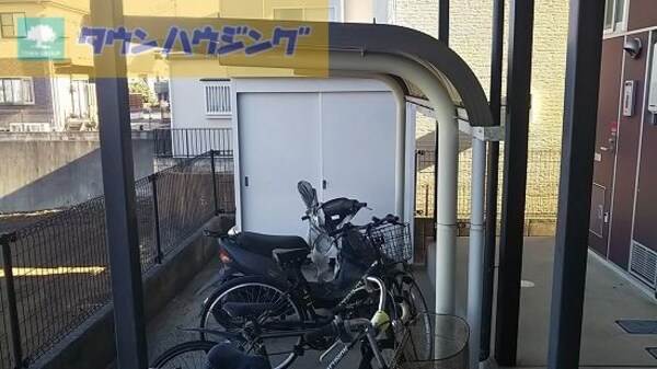 その他(駐輪場)