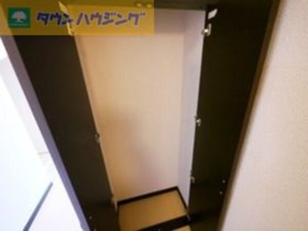 収納(玄関)