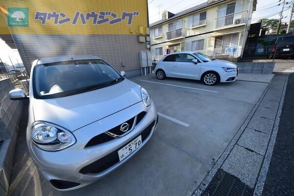 駐車場(現地待ち合わせ歓迎♪お問合せはタウンハウジング千葉店まで！)