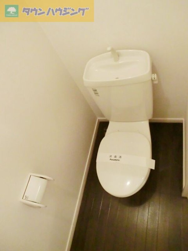 トイレ(清潔感ありますね)