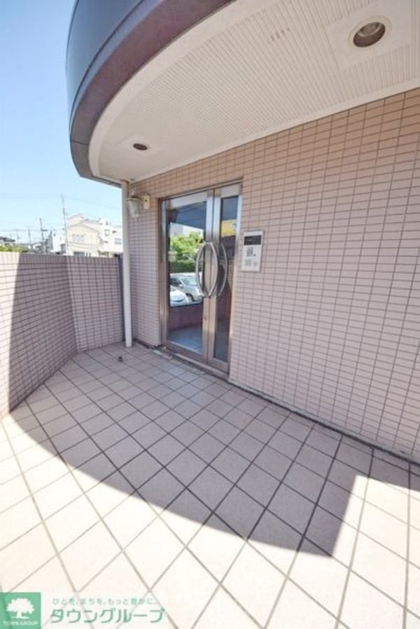 エントランス(安心のオートロック付きエントランス)