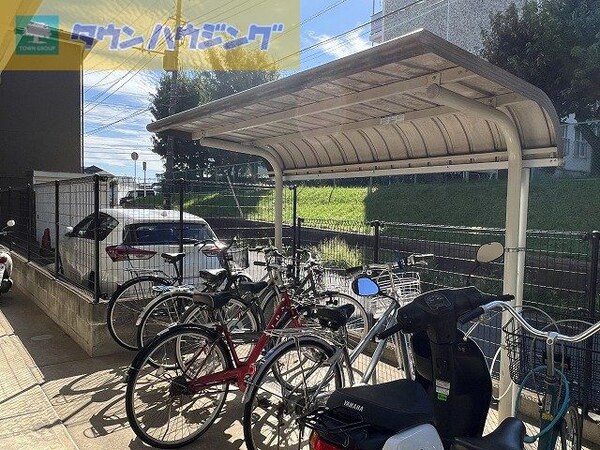 その他(駐輪場)