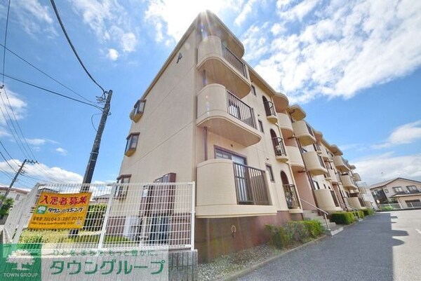 外観(２面バルコニーで風通し良好です)