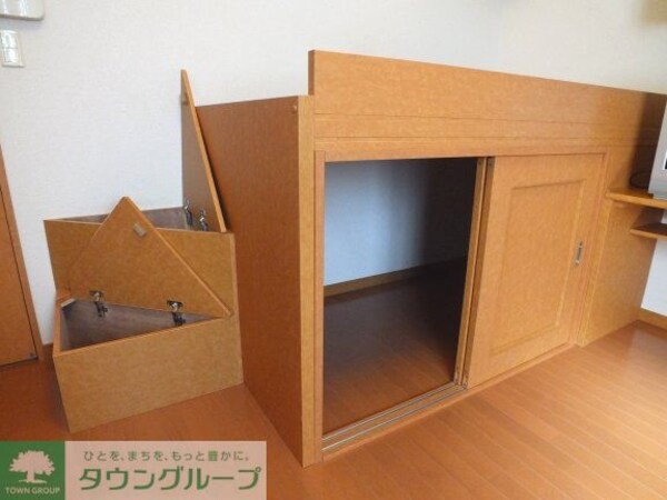 その他室内・内装(ベッド下収納)