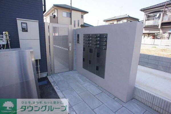 エントランス(お問合せは【タウンハウジング】まで！※現地待合わせ相談可！)