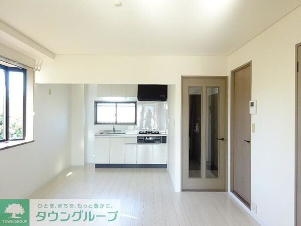 リビング・居室(お問合せはタウンハウジング千葉まで！※現地待合わせ相談可能)
