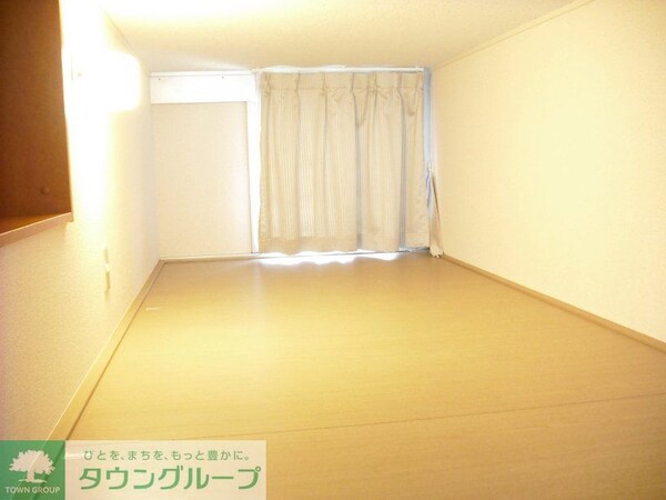 その他(小窓付きの快適なロフト空間♪)
