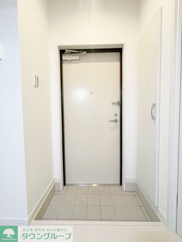 玄関(お部屋探しは【タウンハウジング千葉店】にお任せ下さい♪)